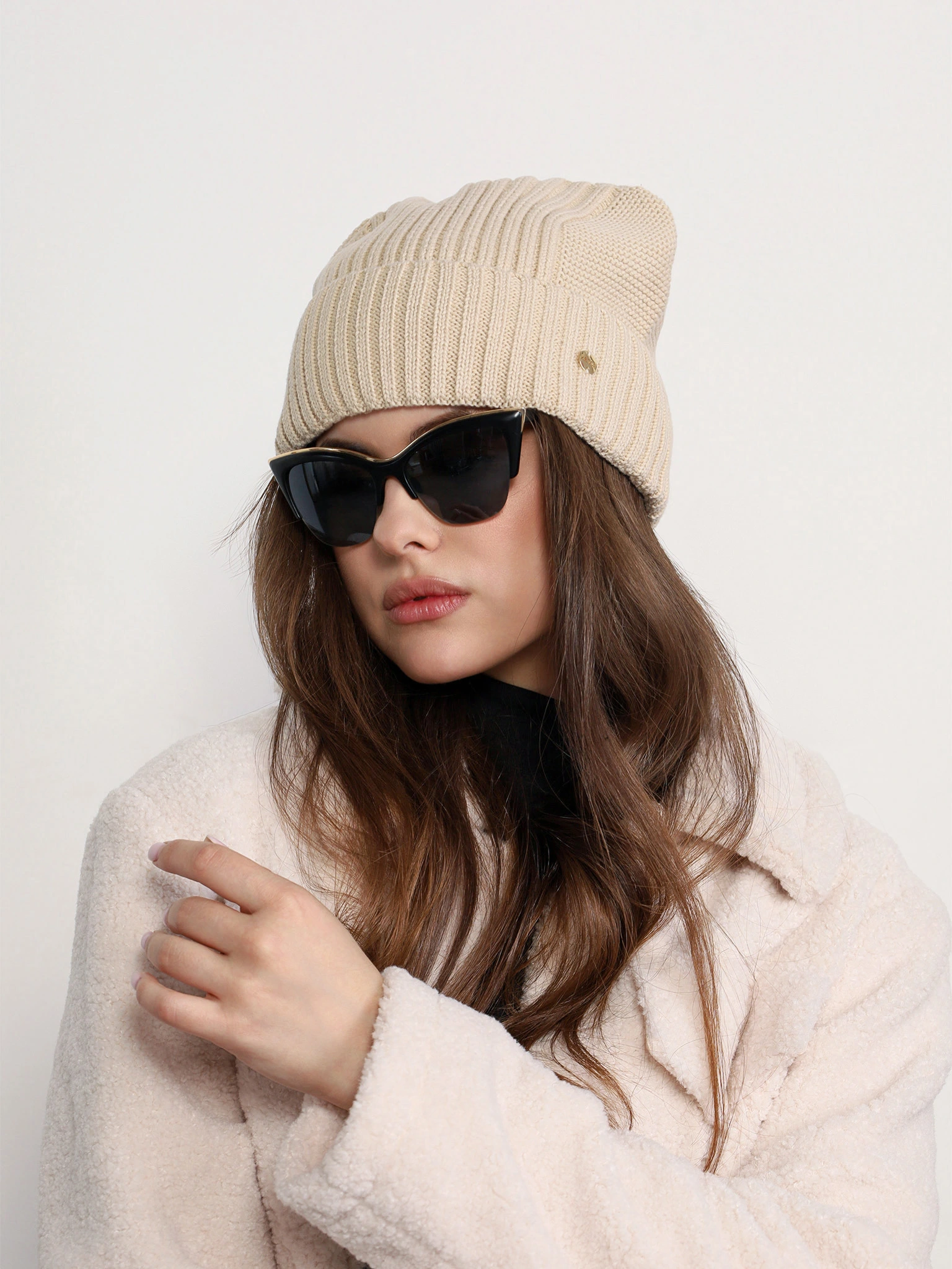 Шапка-бини из смесовой вискозы с отворотом в ассортименте